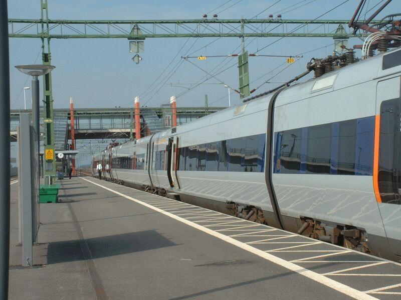 X31 Contessa als Doppeleinheit am 05.09.2002 in Malm Syd. Auf dnischer Seite ist der Endbahnhof Helsingoer, auf schwedischer Malm, Helsingborg oder Kristianstad, teilweise werden sie geflgelt.
