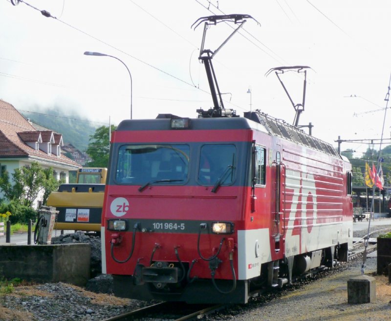 ZB - Zahnradlok HGe 4/4 101 964-5 im Bahnhof von Interlaken Ost am 16.08.2008