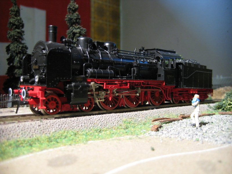 Br 38 von Fleischmann auf meiner Anlage. 