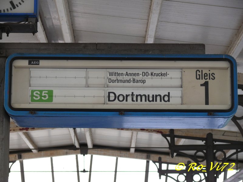 Zugzielanzeiger S5,Witten Hbf.  
