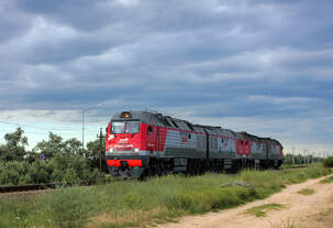 Тепловозы 2ТЭ25КМ-0098 и 2ТЭ25КМ-0050 на