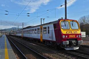 Wegen Bauarbeiten auf der Strecke Ettelbrück – Luxemburg war am 24.11.2019 CFL 2022 in Ettelbrück zur Reserve abgestellt.