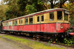 475 003-0 S-Bahn Berlin  Stadtbahner  im Eisenbahnmuseum Bochum Dahlhausen, Oktober 2025.