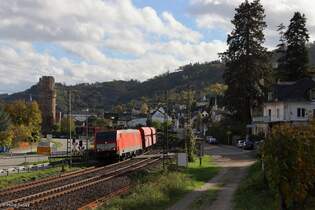 189 044-1 (DB Cargo) mit einem Kohlezug in Oberwesel, 24.