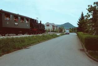 1983: Dampfzugsonderfahrt mit Universaldampflok 11 (MF Esslingen 1911 zuvor Hohenzollerische Landesbahn HLB 11) auf der Tlesbahn (WEG)