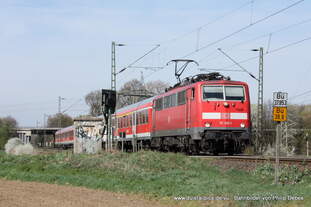 111 149-1 (DB) f�hrt am 2.