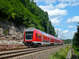 In Kürze erreicht diese RB aus Großheringen den Bahnhof Kahla (Thür) auf der Fahrt nach Saalfeld (Saale).