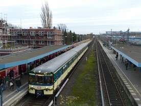 Weihnachtszug der Hamburger S-Bahn am 5.12.2015 in Billwerder-Moorfleet.