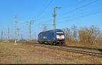 223 001-9 (Siemens ER20-001) brummt als Tfzf auf dem Gegengleis Richtung Zugbildungsanlage (ZBA) Halle (Saale).