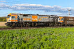 V 330.4  HVLE  250 004  am 21.04.26 bei Roßlau. 