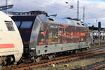 101 127 (100 Jahre BR 01) am 21.11.2025 im Rostocker Hbf