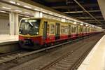 SCHNEFELD, 17.05.2024, S9 nach Spandau im Bahnhof Flughafen BER