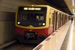 SCHÖNEFELD, 17.05.2024, S45 nach Südkreuz im Bahnhof Flughafen BER