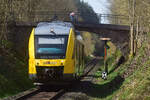 VT 208 erreicht den Haltepunkt Hillnh�tten aus Richtung Dahlbruch.