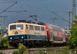 BR 111 174 mit dem Namen  Elfriede  zog am 21.08.2025 den Pendelzug RE19925 von Stuttgart Hbf nach Bblingen.