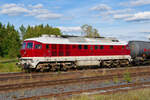 Lokpotrait von 132 426 NRE mit einem Kesselzug bei Pechbrunn Richtung Marktredwitz, 13.09.2021