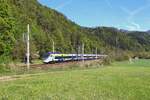 Als WB1006 von Villach Hbf nach Wien Hbf fährt der Stadler 'SMILE' 501 042 bei Pernegg am 26.4.2026 seinem Ziel entgegen.