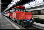 SBB - Rangierlok 97 85 1 922 014-6 mit Personenwagen im HB Zrich am 26.10.2025