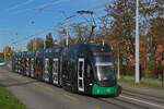 Be 6/8 Flexity 5009 mit der Werbung fr Pferdeanlsse in Basel, auf der Linie 3, fhrt am 05.11.2025 zur Haltestelle Waldighoferstrasse.