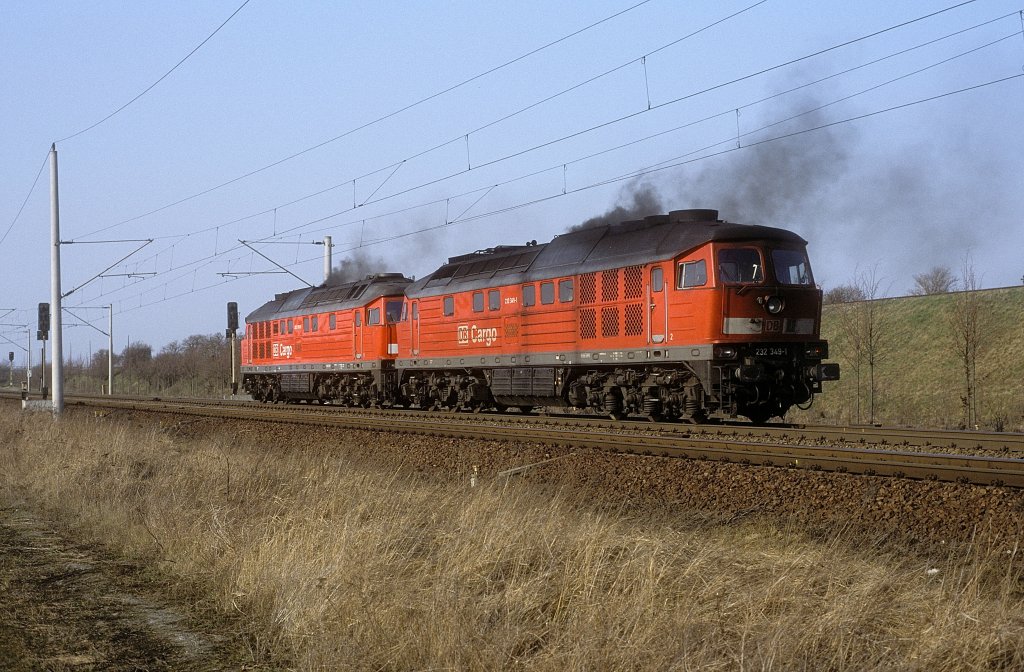   232 349 + 232 703  bei Leuna  25.03.03