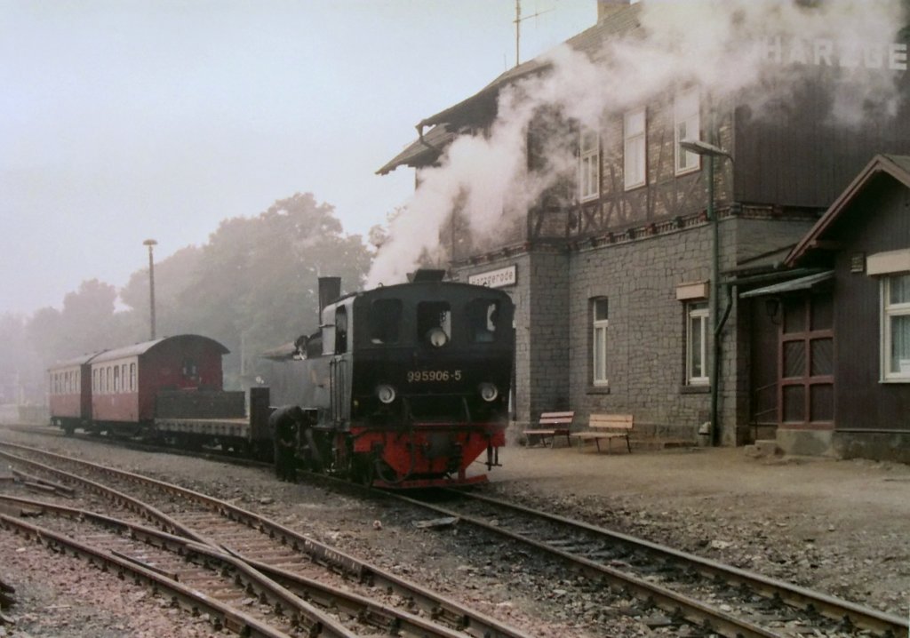 Bahnhof Harzgerode in den 80er Jahren Bahnbilder.de