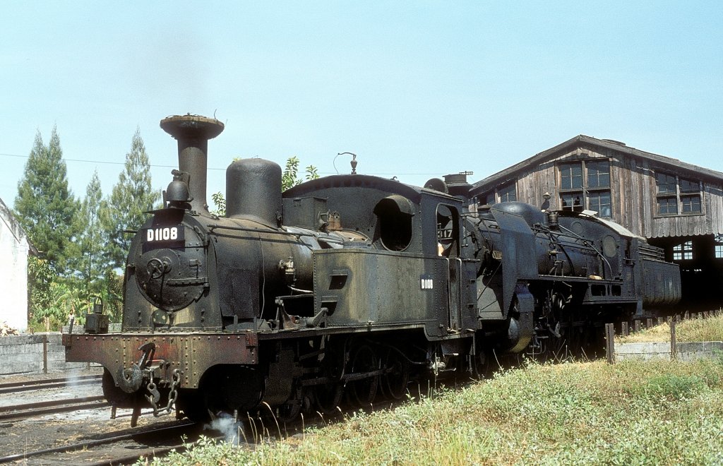  D11 08 + C53 17  Bangil  07.10.80