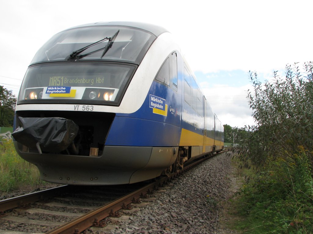  Desiro VT 563 der Mrkischen Regiobahn auf dem Weg nach Brandenburg HBF am 29.9.2010