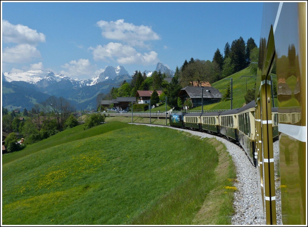 - Goldenpass Classic - Unterwegs am 25.05.2012 zwischen Saanenmser und Schnried. (Hans) 