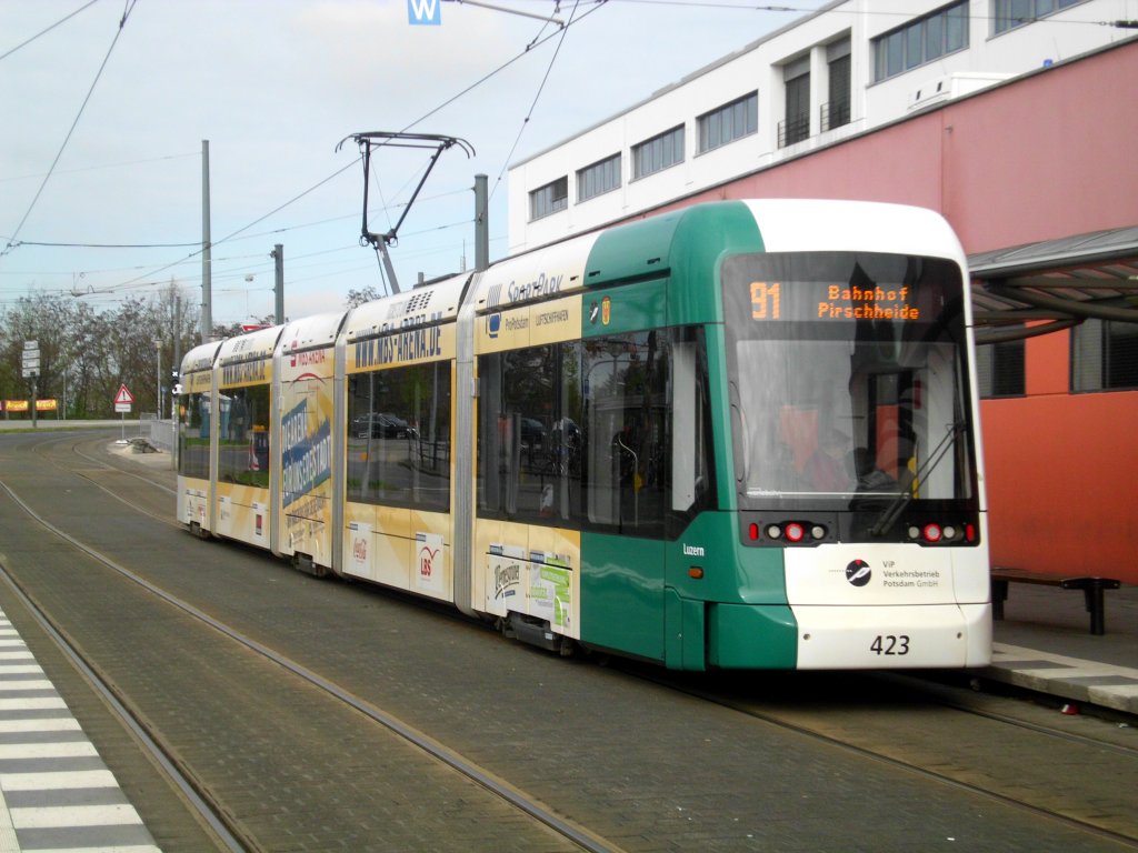  Potsdam: Straenbahnlinie 91 nach Bahnhof Pirschheide am Hauptbahnhof.(28.4.2013)   