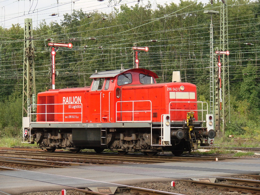 03-09-2010 Die 296 042-5 im RBf. K�ln Gremberg (Stw.  Gnf )