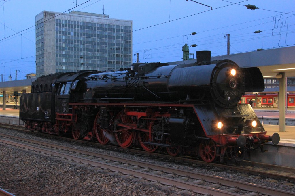 03 1010 in Essen Hbf, November 2012.