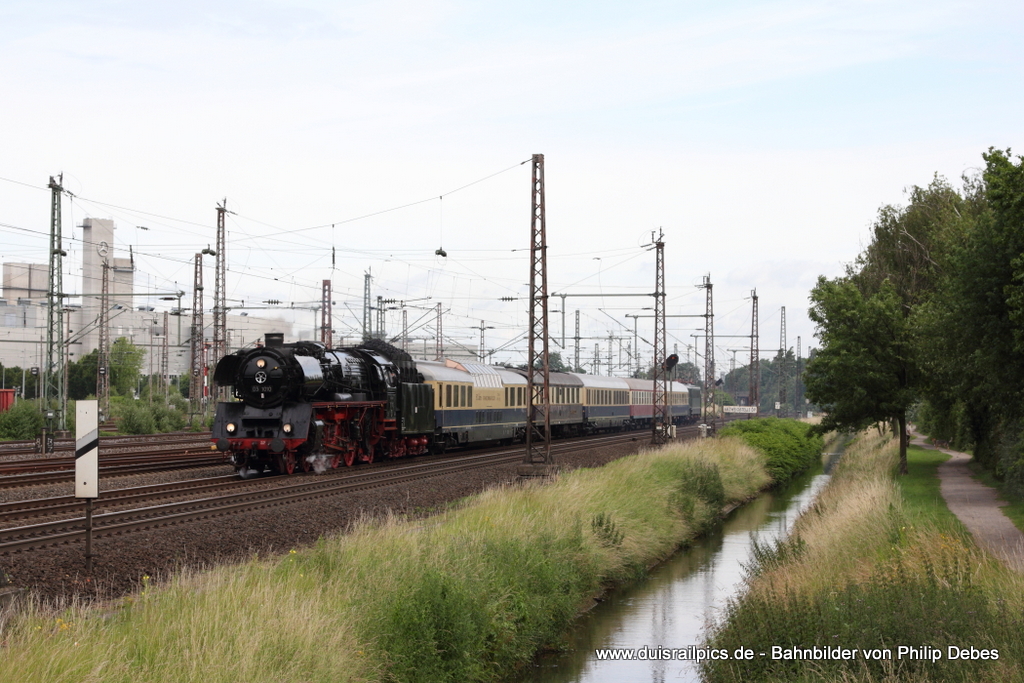 03 1010 fhrt am 23. Juni 2012 um 10:19 Uhr mit dem DPF 91480 durch Dsseldorf Derendorf