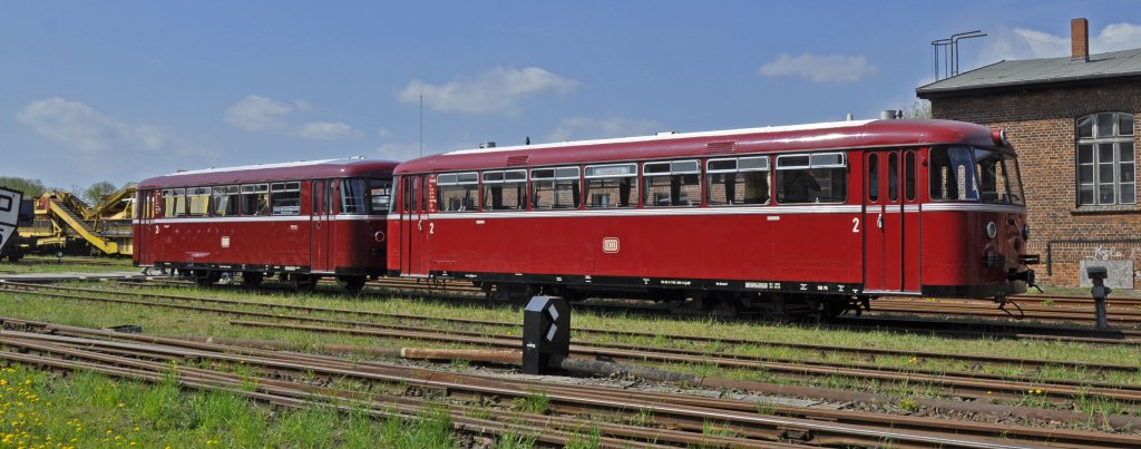 05.05.2013 Wittenberge, Historischer Lokschuppen; VT 95 der BEF ausgestellt auf dem Bw-Glnde
