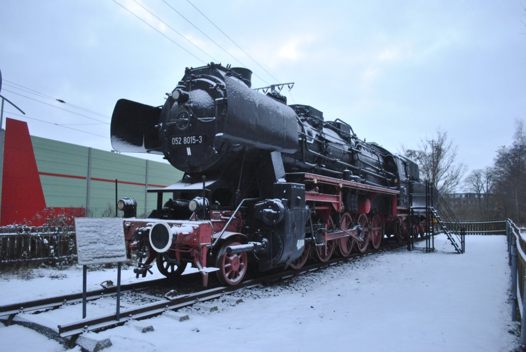 052 8015-3 in Lehrte am 11.12.2012