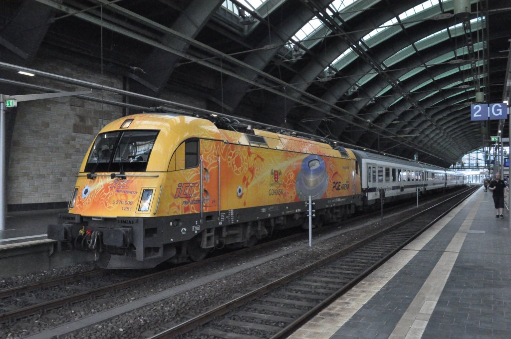 06.07.2012 Berlin Ostbahnhof, Ankunft des EC Richtung Warschau