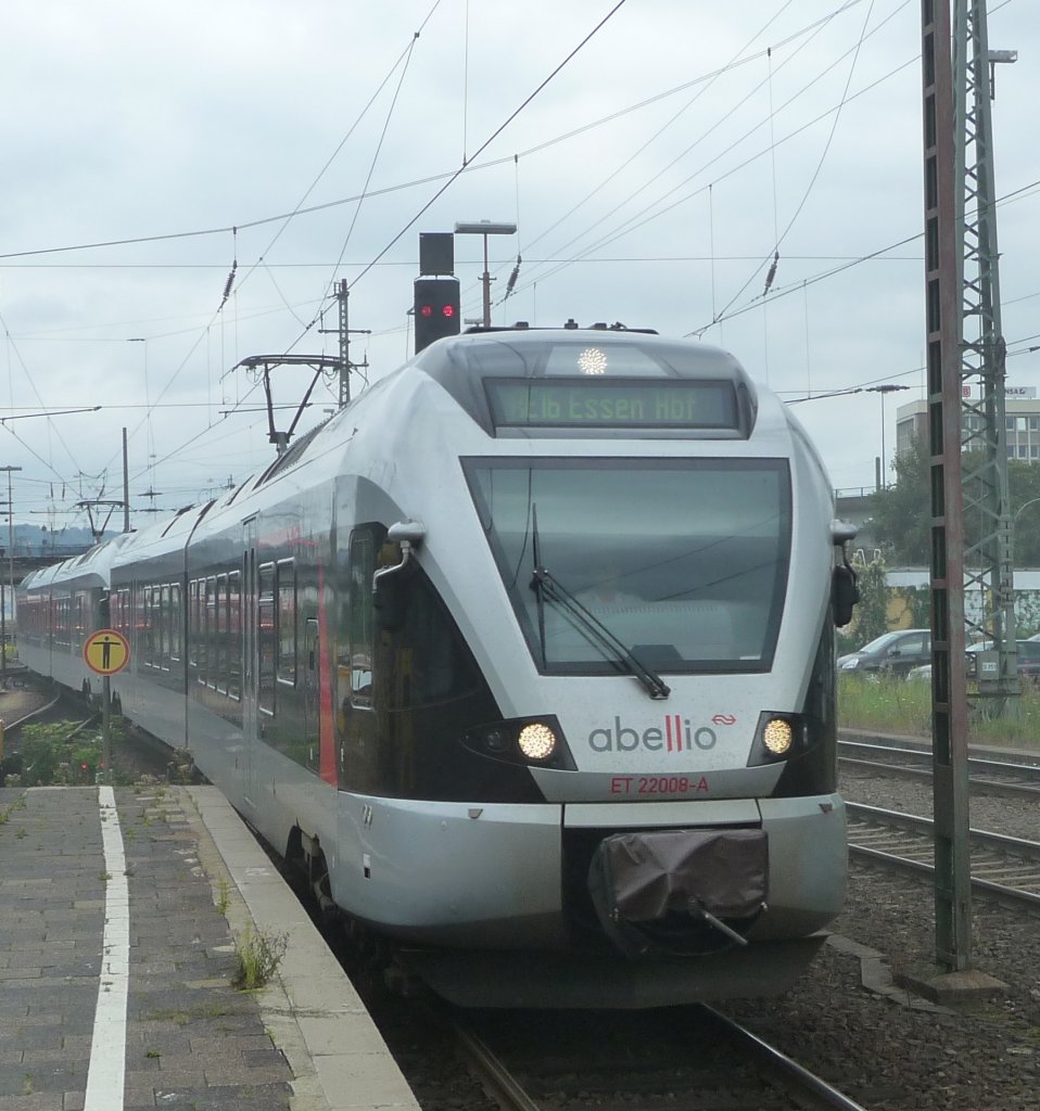 07.08.2011 - Abellio ET 22008 bei Einfahrt in den Hbf Hagen zur Weiterfahrt nach Essen