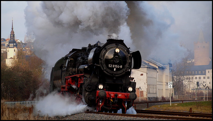 08.12.2011. 52 8154 Ausfahrt Zschopau in Richtung Wolkenstein und Annaberg. 