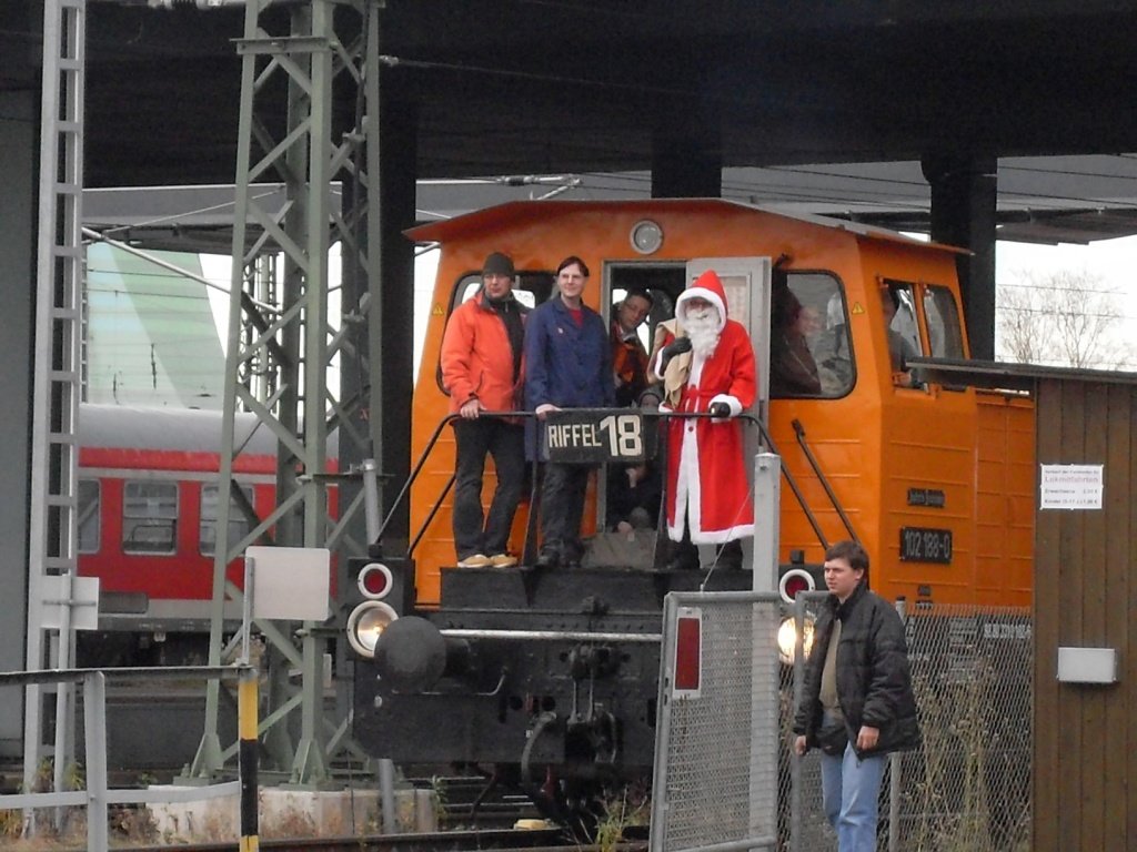 1. Advent im EBM Dresden Altstadt, der Weihnachtsmann fhrt ein,
www.igbwdresdenaltstadt.de