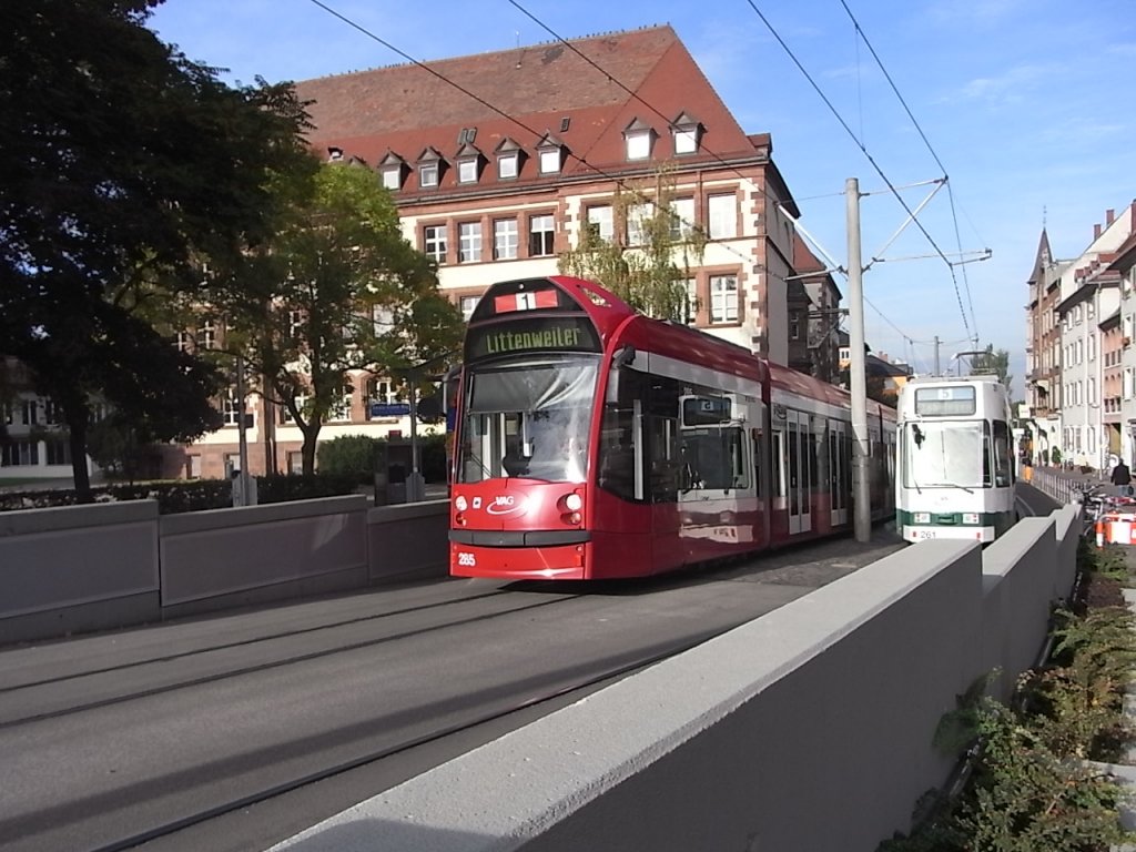1 Littenweiler und die 5 zur Hornusstrae. Kurz for den Hauptbahnhof.