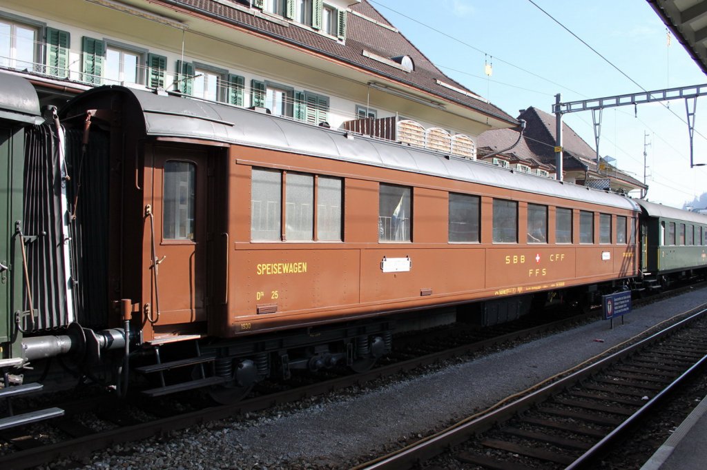 10 Jahre SBB Historic.Jubilumsfahrt mit B 3/4 1367(1916)Im Zug mitgefhrt wurde auch der hist.Speisewagen Dr25 von 1930.
Langnau 19.02.11
