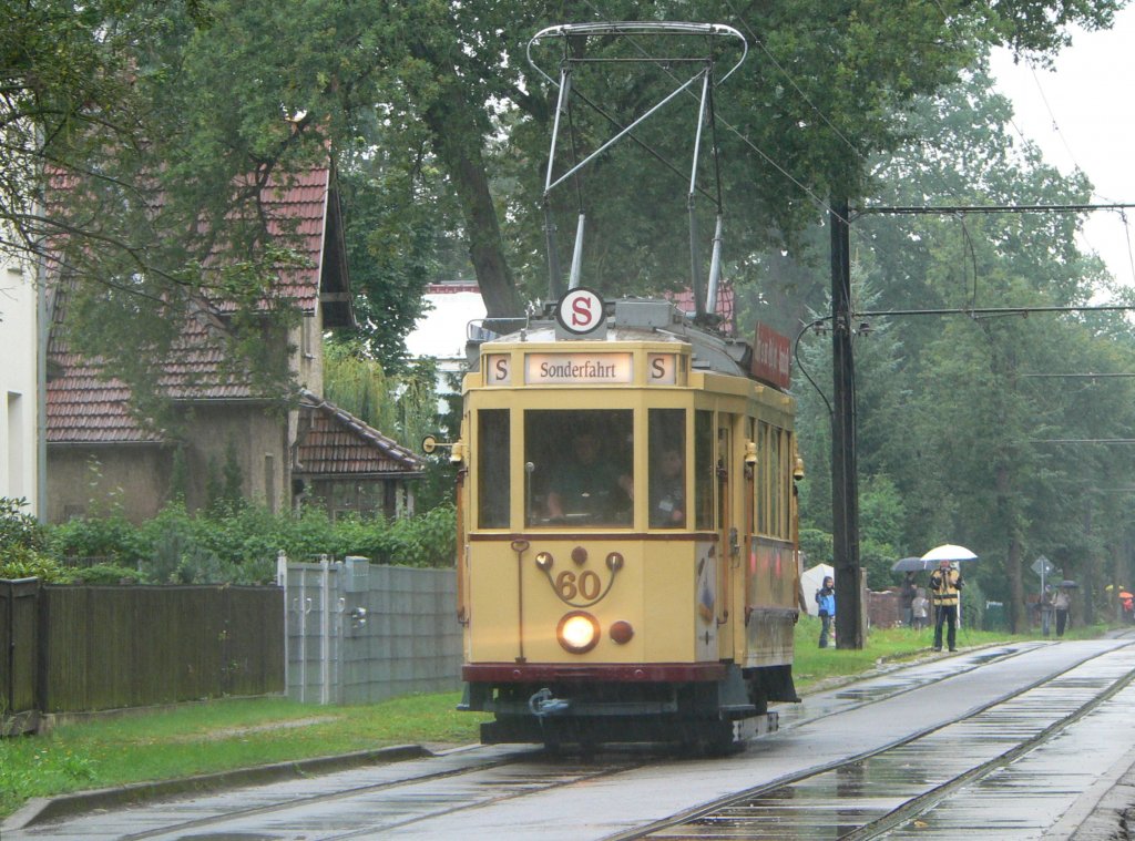100 Jahre Straenbahn Schneiche-Rdersdorf. Hier der Gast aus Frankfurt (Oder), der 1936 gebaute Tw 60