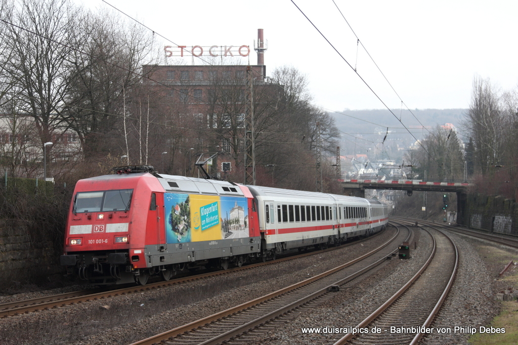 101 001-6 (DB - Klagenfurt am Wrthersee) fhrt am 4. Mrz 2012 um 13:24 Uhr mit dem IC2025 durch Wuppertal Sonnborn