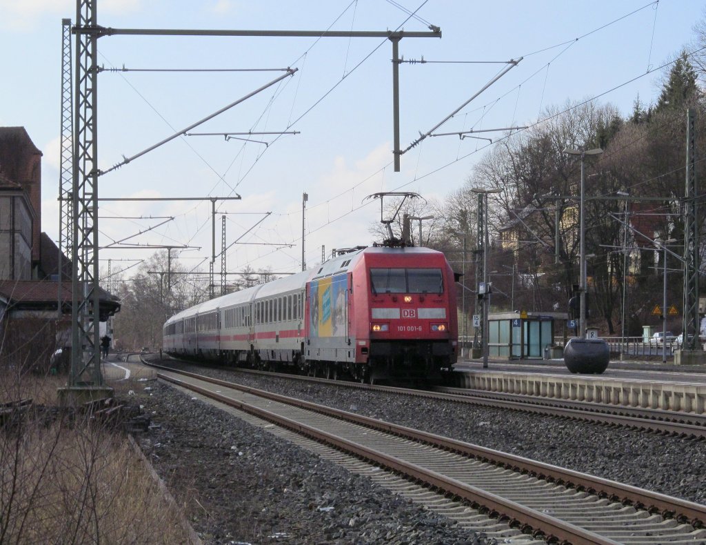 101 001-6  Klagenfurt am Wrthersee  zieht am 20. Februar 2011 den IC 2208 durch Kronach. 