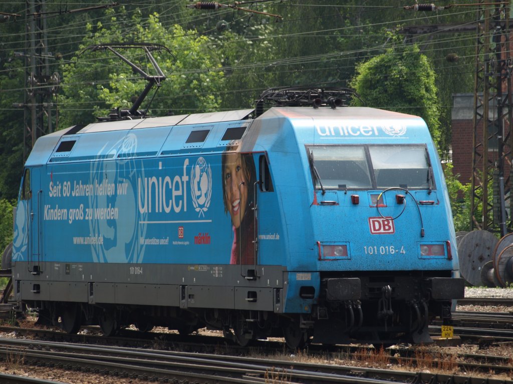 101 016-4 am11.6.2008 im Ulmer Hbf.