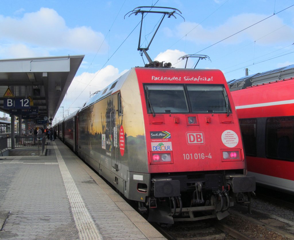 101 016-4  Packendes Sdafrika  steht am 20. Februar 2013 mit dem Mnchen-Nrnberg-Express im Nrnberger Hbf.