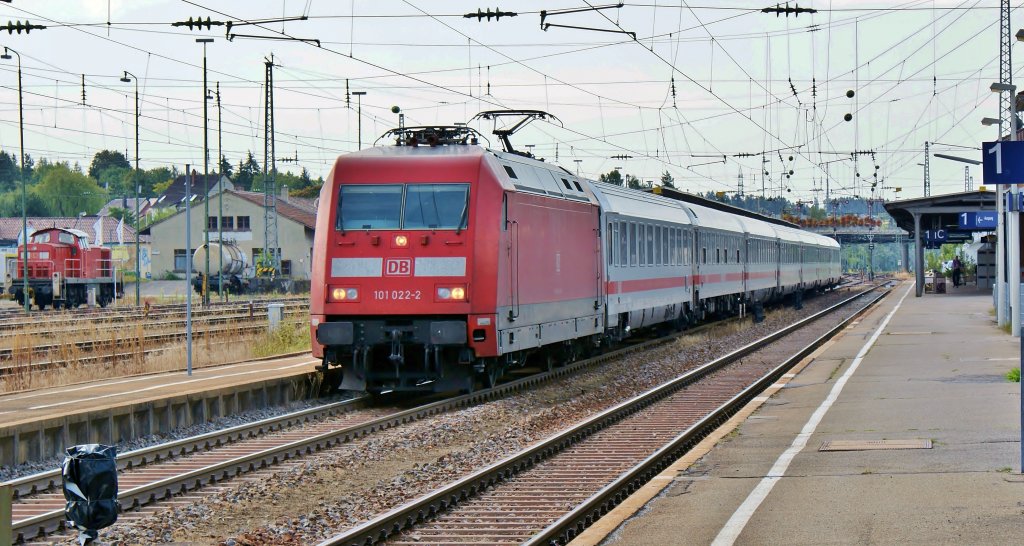 101 022-2 in Villingen am 14.08.2012