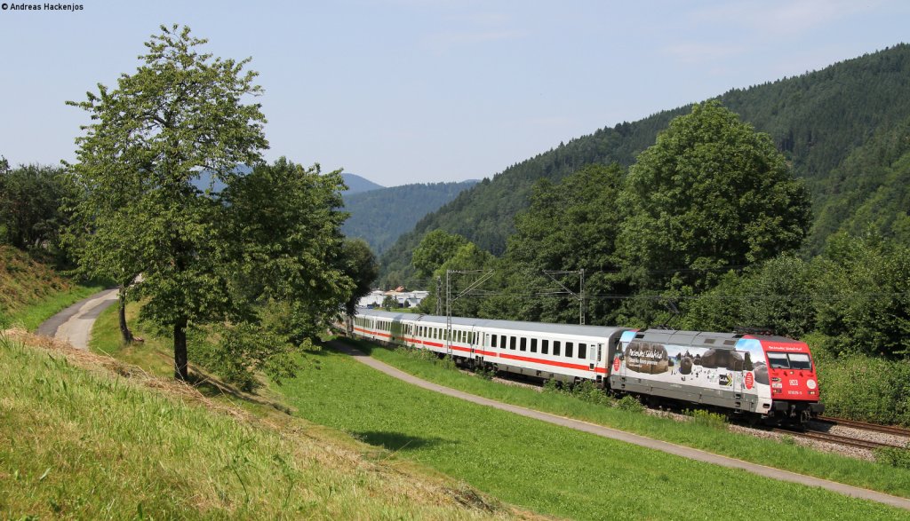 101 025-5  packendes S�dafrika  mit dem IC 2005  Bodensee  (Emden Hbf-Konstanz) bei Gutach 27.7.12
