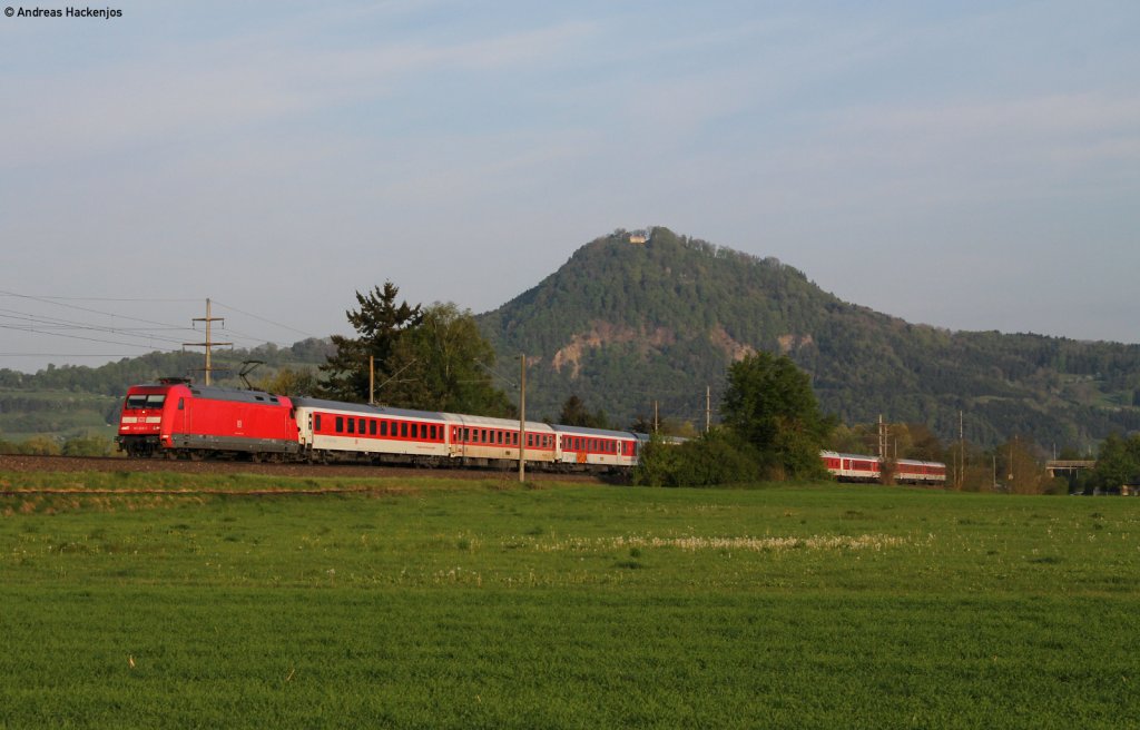 101 029-7 mit dem CNL 489 (Mannheim Hbf-Zrich Hb) bei Welschingen 23.4.11