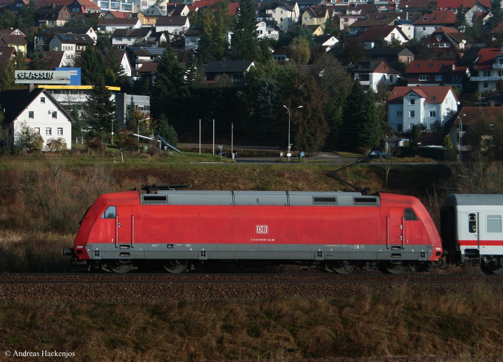 101 031-3 mit dem IC 2006  Bodensee  (Konstanz-Dortmund) am km 70,0 24.10.09