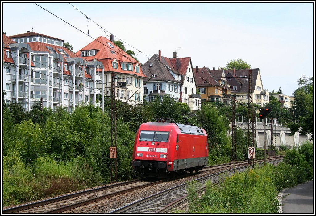 101 047-9 kommt solo von der Steige, Ulm, 04.08.10